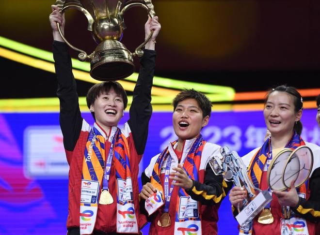 克韩国第14次亲吻苏迪曼杯首次四连冠！国羽3比1力(图8)