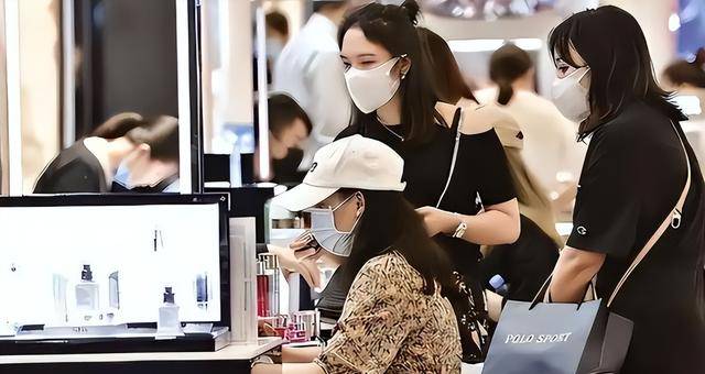 %咋消费者还前赴后继争相购买？几乎全是假货！利润高达2400(图5)