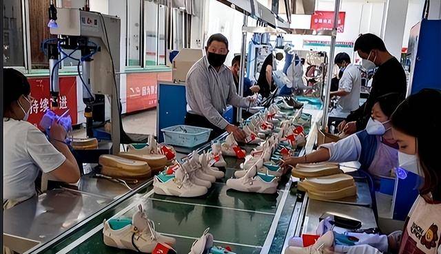 %咋消费者还前赴后继争相购买？几乎全是假货！利润高达2400(图9)