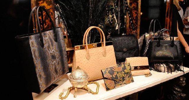 %咋消费者还前赴后继争相购买？几乎全是假货！利润高达2400(图10)